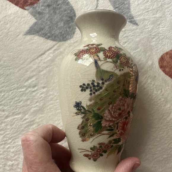 Vintage 6"  Asahi‎ Sato Gordon Collection Vase Floral Peacocks - Made in Japan - Picture 5 of 5